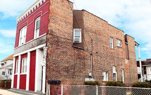 HORVATH-&-TREMBLAY-SELLS-SIX-UNITS-IN-WHITING,-IN-FOR-$300,000.